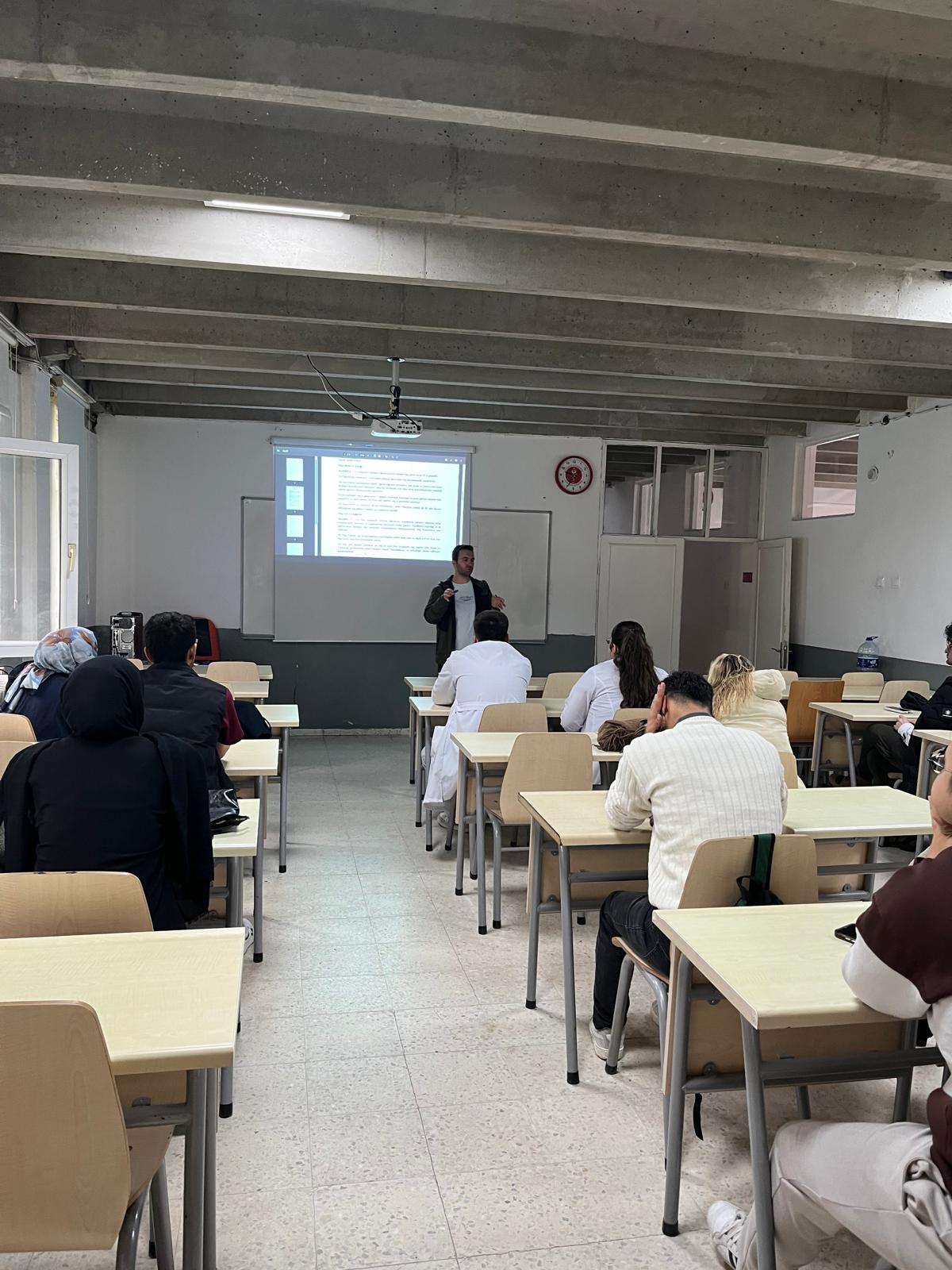 Staj Bilgilendirme Toplantısı Gerçekleştirildi